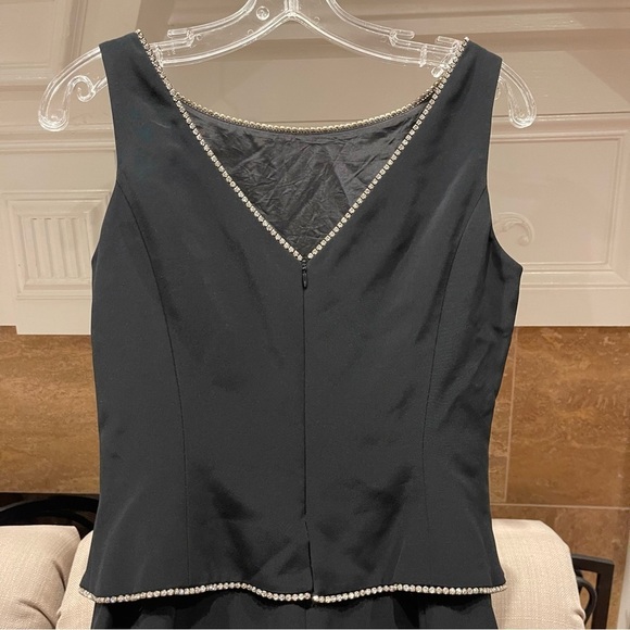 Jones New York Evening Form fitting Rhinestone Embellished Black Maxi Dress Sz 6 - Picture 4 of 12